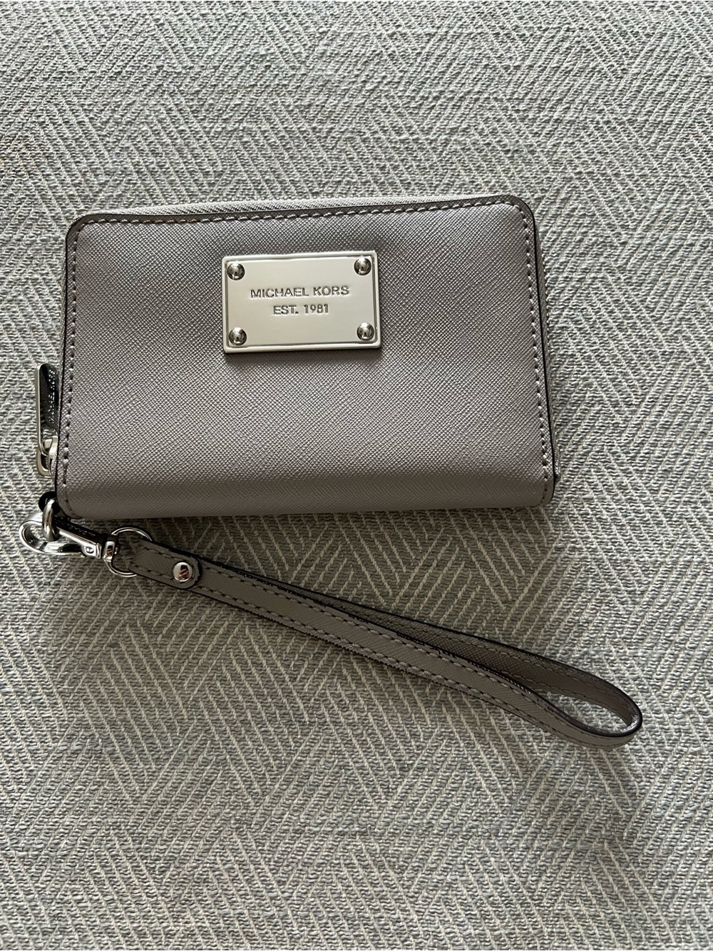 Michael Kors Gray Leather Wristlet Card Holder